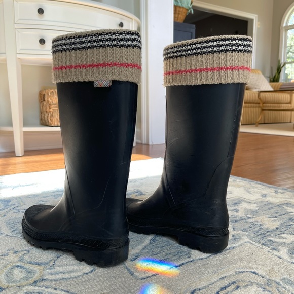 Burberry Knit Top Trim Black Rubber Rain Boots - Picture 5 of 8